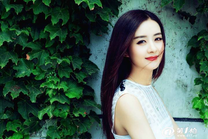 赵丽颖,1987年10月16日出生于河北省廊坊市,中国内地影视女演员.