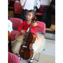 大提琴老师-音妙钢琴培训-大提琴
