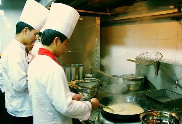 中团餐饮食堂承包：烹调的标准管理