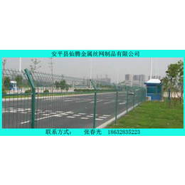 广东节省公园护栏网运动场围网公路护栏网