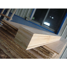 多层实木防水复合板生产厂家