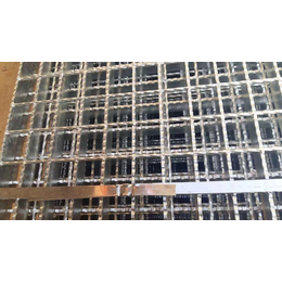 厂家生产加工格栅板镀锌钢格栅平台格栅板热镀锌钢格板报价