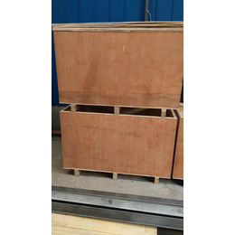 厂家生产木箱钢带木箱木托盘纸质护角