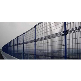 钢筋焊接生产护栏网卷圈护栏网
