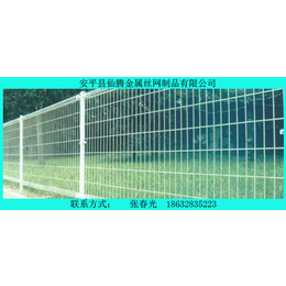 改建护栏管灯篮球场护栏网供应