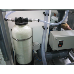 深泉软化水设备 锅炉用软化水处理设备 5600软水机