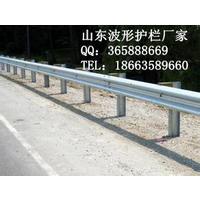 为什么每条高速公路上要安装波形护栏板？