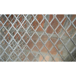 照来丝网(图)、钢板网护栏规格、钢板网护栏缩略图