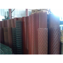 PVC涂塑护栏 钢板网状菱形孔护栏网 厂家供应 *