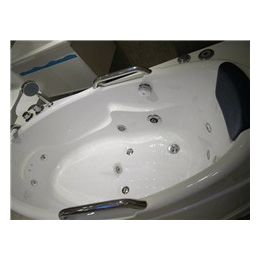 亚克力浴缸,万居安工程卫浴(在线咨询),浴缸