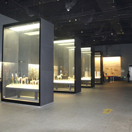 台山博物馆展柜、品质展柜厂家订制、博物馆展柜效果图