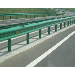 泰昌护栏|哈萨克护栏板生产厂家|高速公路护栏板生产厂家