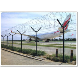 鼎矗商贸(图),机场浸塑护栏网的用途,机场浸塑护栏网