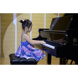 *钢琴培训|淄博钢琴|洛丽塔教育(查看)