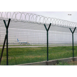 兴顺发筛网实力厂家(图),机场安全护栏厂家,机场安全护栏