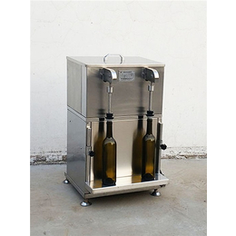 呼伦贝尔小型红酒灌装机****技术,诸城酒庄酿酒设备