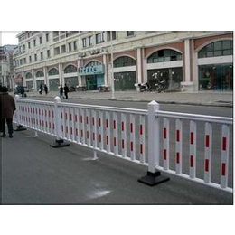 PVC市政护栏-兴安护栏-宏铭金属公司