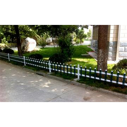 塑钢道路护栏-宏铭金属(在线咨询)-山西护栏