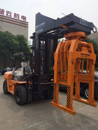 凌瑞机械(图)-5吨红砖抱砖机-新疆抱砖机