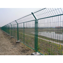 金属护栏网|海南护栏网|河北宝潭护栏