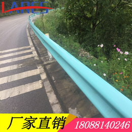 贵州市高速要安装高速防撞护栏双波镀锌层护栏