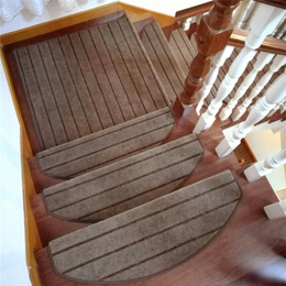 别墅楼梯地毯定制价格
