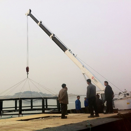 2-5吨小型船吊 港口吊机 船用码头吊机 船用甲板起重机图片