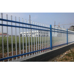 厂区围墙铁艺栅栏,山东塑钢护栏(在线咨询),昌都栅栏