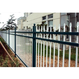 东平锌钢护栏,世通铁艺制造厂,交通锌钢护栏