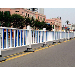安徽金戈护栏(图)|铁艺道路护栏|合肥道路护栏
