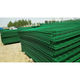 尚景绿色围栏铁丝网,绿色围栏铁丝网规格型号,绿色围栏铁丝网