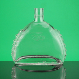 海西玻璃酒瓶、山东晶玻集团、方形玻璃酒瓶