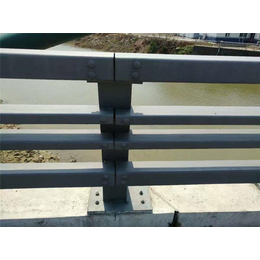 碳素钢不锈钢复合管护栏- 芜湖****防撞护栏