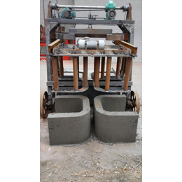 水泥预制u型槽设备-恒森水利u型槽机械-西宁u型槽设备