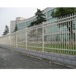 安徽华诺厂家(图)|锌钢*窗护栏|合肥护栏
