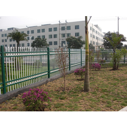 围墙锌钢隔离栏厂家 惠州热镀锌栅栏规格 铁艺围栏