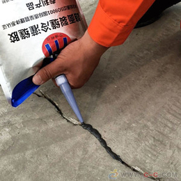 江苏扬州冷灌缝胶道路裂缝修补胶防雨水下渗