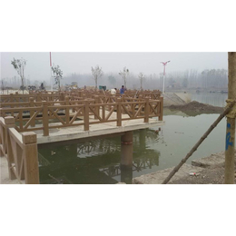 水泥仿木护栏设备-上海仿木护栏-泰安压哲仿木栏杆(查看)