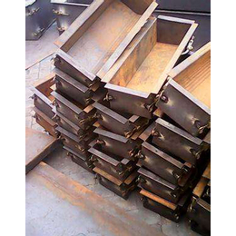 防撞路侧石钢模具生产厂家-聚鼎模具厂-和田防撞路侧石钢模具