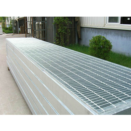 镀锌平台钢格板规格、国磊金属丝网、镀锌平台钢格板