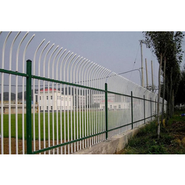 公路护栏|华鹏道路护栏(在线咨询)|护栏