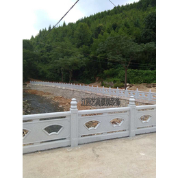 混凝土仿石栏杆厂家 河岸河提仿大理石护栏安装做法