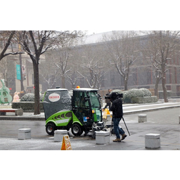 小型扫路车*-小型扫路车- 田意环保智能清扫机