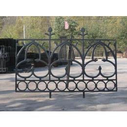 临朐桂吉铸造(图)|铸铁护栏加工|德州铸铁护栏