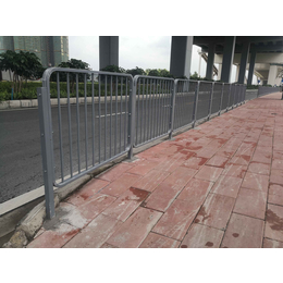 深圳人行道护栏 港式护栏厂家 深标1护栏价格