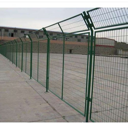 铁路护栏网 框架护栏网 铁路隔离网 养殖园果园防护网