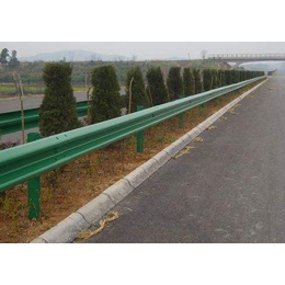 高速公路护栏钢板|鄂尔多斯公路护栏|通程护栏板