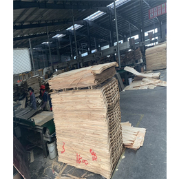 铜陵松木建筑模板-金寨齐远木业-松木建筑模板公司