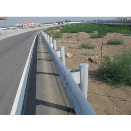 池州高速公路护栏_通程护栏板_防撞高速公路护栏招标