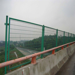 高速公路桥梁防抛网防眩网铁路防爬网框架护栏网